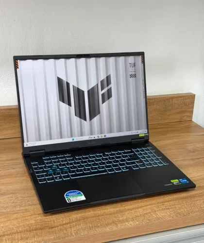 Notebook Asus TUF F16 I5 14° Rtx 5050 zero 