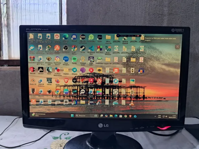Monitor LG LCD 18,5 Polegadas Flatron usado