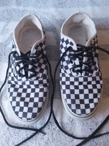 Tênis Vans 38 usado em boas condições (sem palmilha)