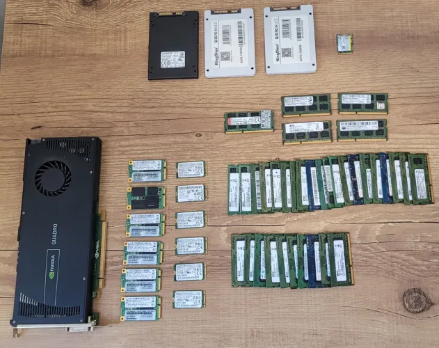 Lote Informática - Técnicos, Assistências e Revendas, Nvidia Quadro, SSDs e Memórias