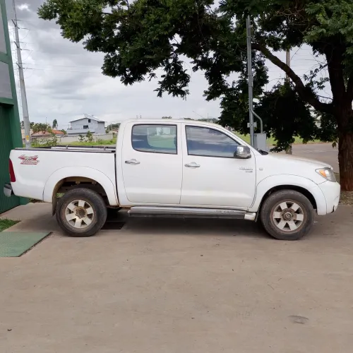Toyota Hilux CD D4-d 4X2 2.5 16V 102cv TB Dies. 2006