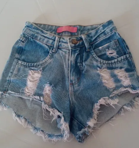 Short jeans