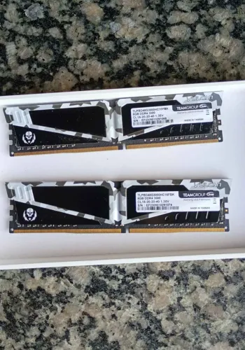 Memória RAM 16 GB (8+8) 3000mhz Team Group