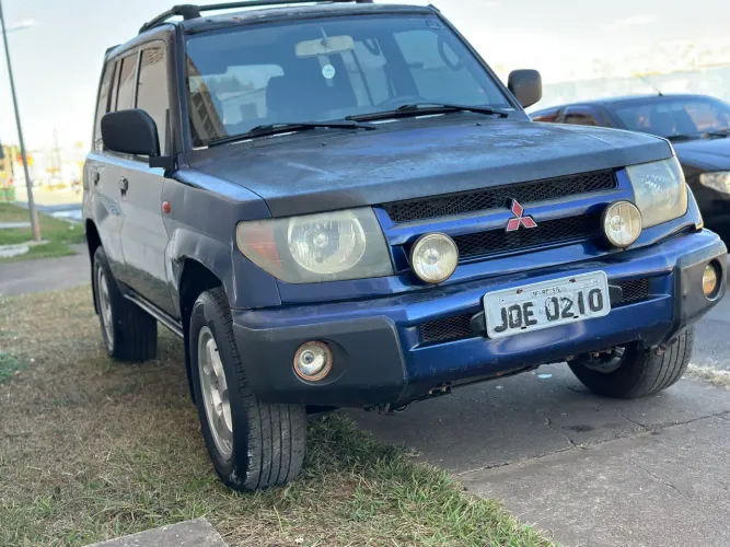 Mitsubishi Pajero IO Mec. 2001
