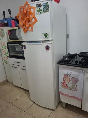 Geladeira em bom estado