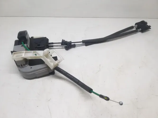 Fechadura Interna Porta Traseira Esquerda Hyundai Azera 2013/2016