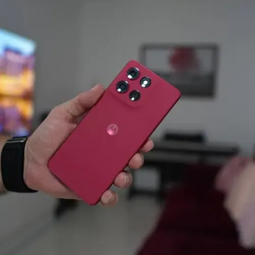 Moto g86