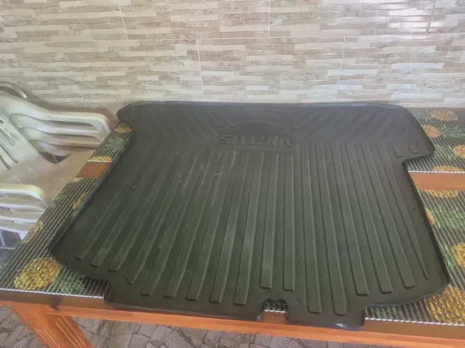 Tapete bandeja para o porta malas do virtus 