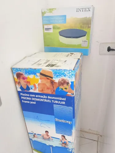 Piscina 5 mil litros com capa