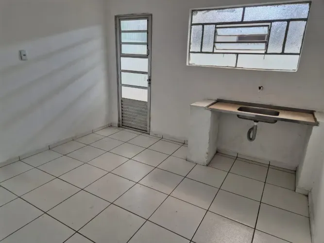 Casa 3 cômodos para Locação em Paraíso (Polvilho) - Cajamar - SP