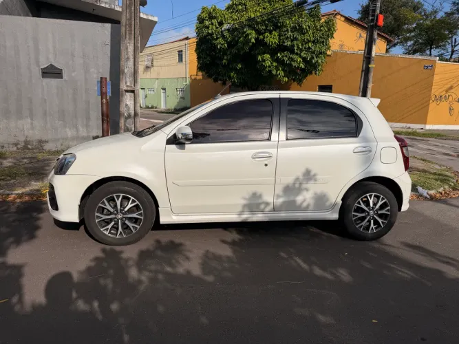 Suzuki Grand Vitara 2.0 16V 4x2/4x4 5P Aut. 2010