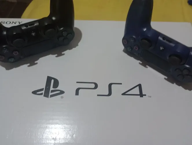 Vídeo game play 4 