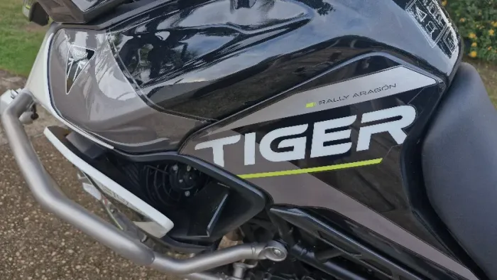 Triumph Tiger 900 Rally Aragón Edition - Modelo 2024