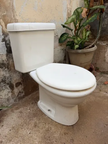 Vaso Sanitário Censi com bacia acoplada