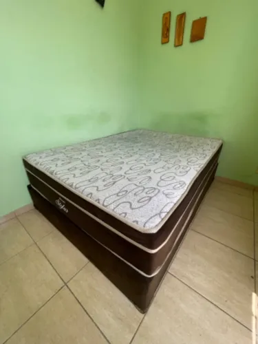 Cama casal - usada