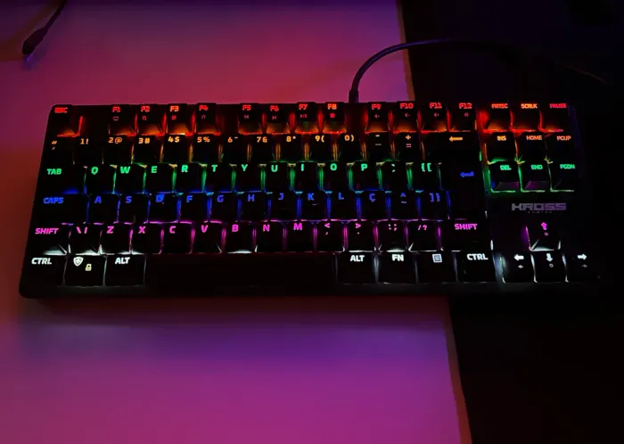Teclado Gamer Mecânico Kross Odinson