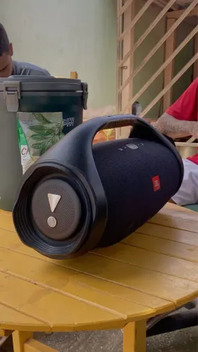JBL boombox 