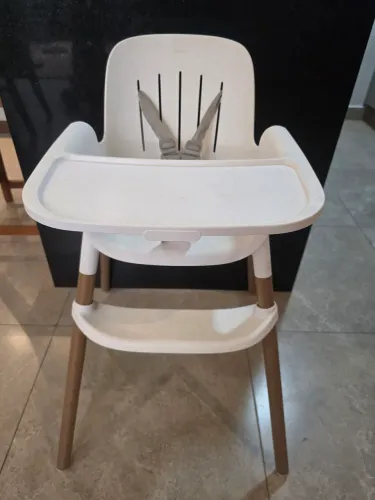 Cadeira de refeição Poke Burigotto branca