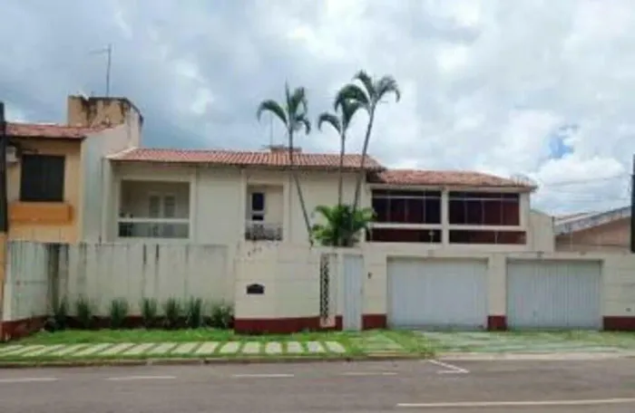 CASA RESIDENCIAL em LONDRINA - PR, PETRÓPOLIS