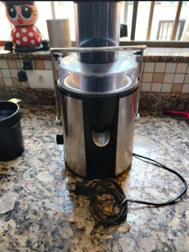 Extratora de suco 
