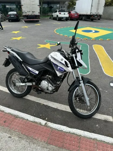 Moto Yamaha Crosser 150 ano 14/15, excelente estado, doc. 2026 pago.