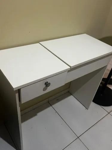 Penteadeira escrivaninha com espelho