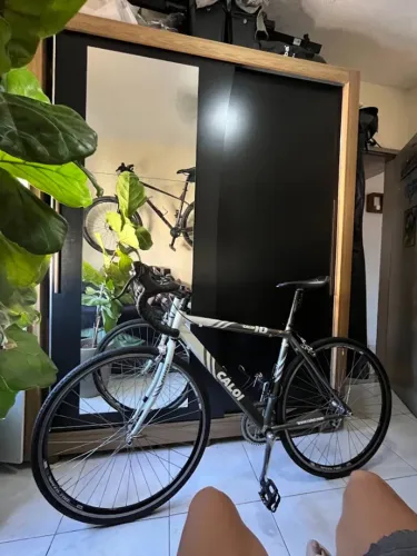 Quadro + garfo Caloi 10 + coroa + pedivela
