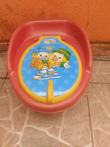 Trono sanitário infantil