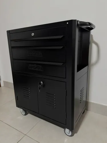 Carrinho de ferramentas em EXCELENTE estado