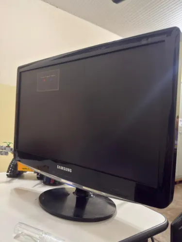 Monitor Samsung SyncMaster B2030