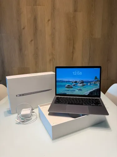 MacBook Air M1 8GB RAM 256GB SSD | Excelente Estado