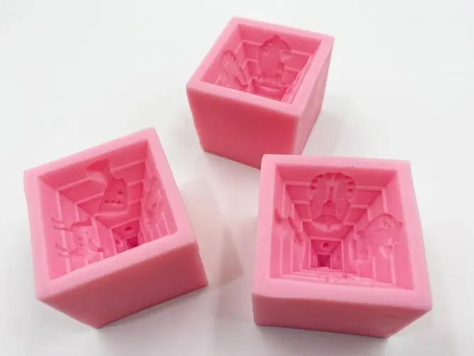 Molde pirâmide para artesanato em silicone tema egito