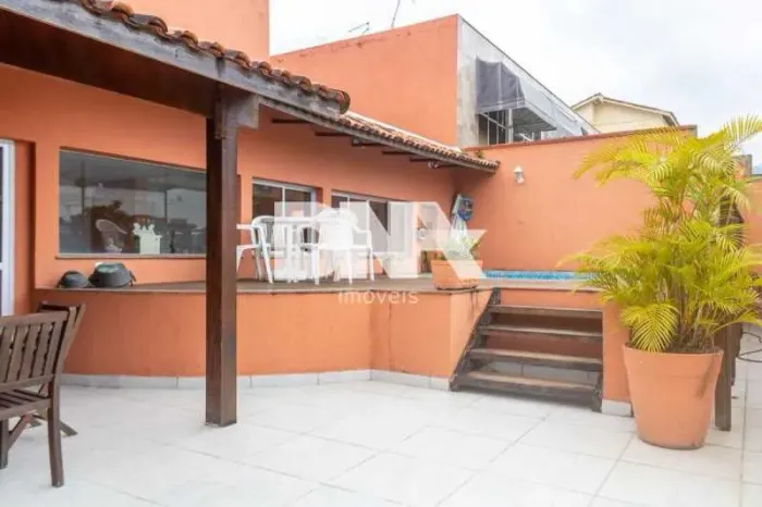 Cobertura : Linear / Residencial / Barra da Tijuca