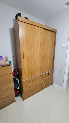 Guarda roupas 