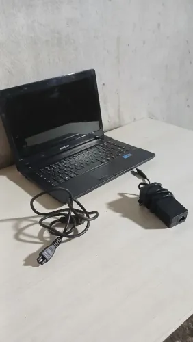 Notebook Samsung Celeron 500 hd