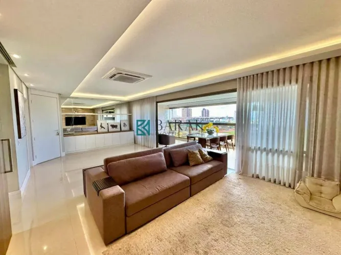 Apartamento com 3 dormitórios à venda, 177 m² por R$ 2.490.000 - Zona 07 - Maison Prestige
