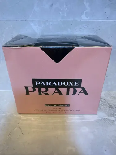 Prada Paradoxe Radical Essence
