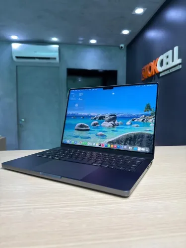 MacBook Pro 16 Pol M5 Pro 1TB/24GB Seminovo Garantia Loja Física