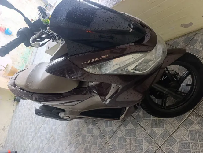 PCX DLX 2017 Super Nova 