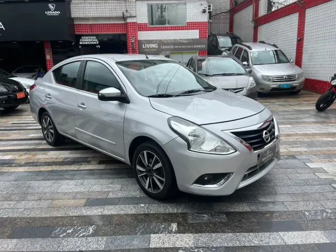 Nissan Versa SL 1.6 16V Flexstart 4P Aut. 2020