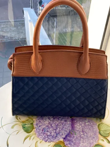 Bolsa elegante alça curta 