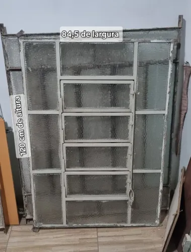 Janela de ferro