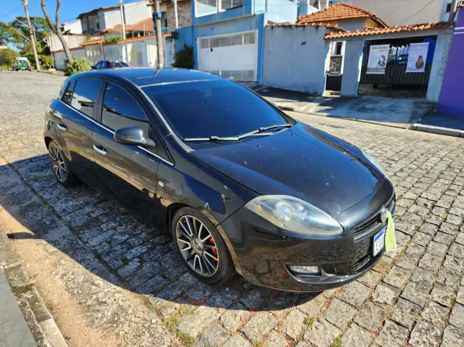 Fiat Bravo Absolute 1.8 Flex 16V 5P 2011