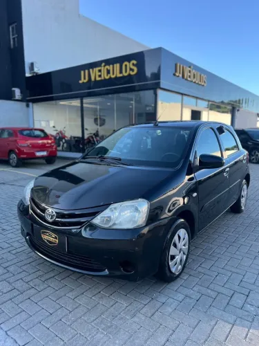 Toyota Etios X 1.3 Flex 16V 5P Aut. 2017
