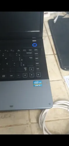Notebook Samsung core i3 leia a descrição 