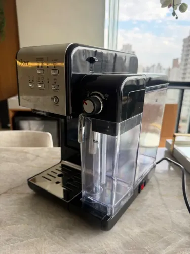 Máquina de café oster prima latte