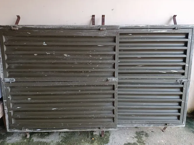Vende se duas Janelas