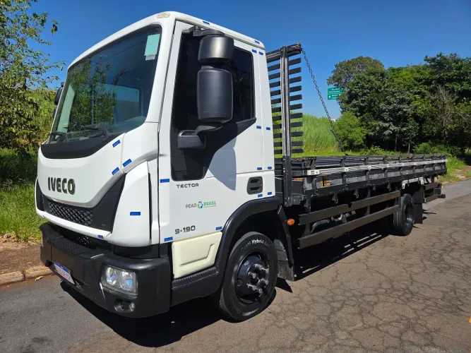 Iveco tector 11-190 2022 Branco *OPORTUNIDADE*