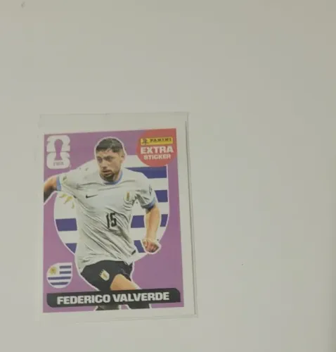 Figurinha legend do Frederico Valverde roxo 2026