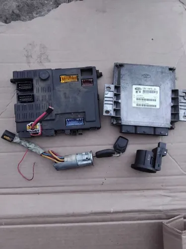 Kit modulo injeção xsara picasso  ano 2001